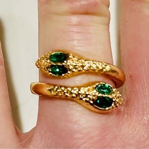 Vintage Gold Tone Double Snake Wrap Ring Green Eyes Size 7